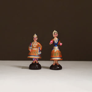 Orange - thanjavur thalaiyatti bommai handpainted bobble
