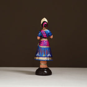Thanjavur Thalaiyatti Bommai Handpainted Bobble Head Dancing Doll 01