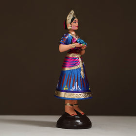 Thanjavur Thalaiyatti Bommai Handpainted Bobble Head Dancing Doll 01