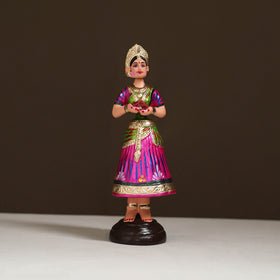 Thanjavur Thalaiyatti Bommai Handpainted Bobble Head Dancing Doll 02