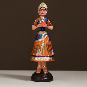 Thanjavur Thalaiyatti Bommai Handpainted Bobble Head Dancing Doll 04