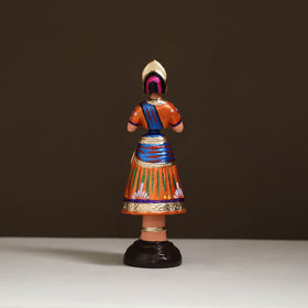Thanjavur Thalaiyatti Bommai Handpainted Bobble Head Dancing Doll 04