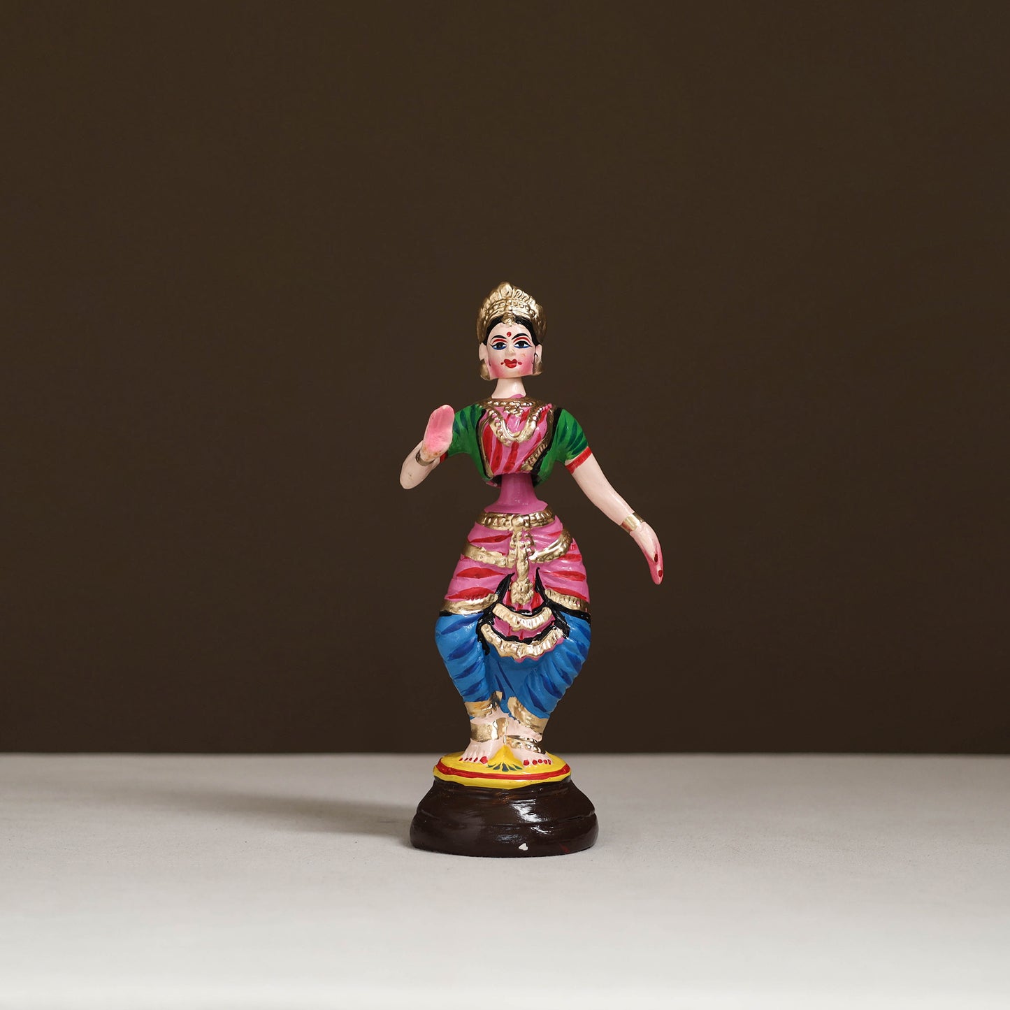 Thanjavur Thalaiyatti Bommai Handpainted Bobble Head Bharatanatyam Dancing Doll 07