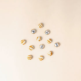  Multicolor Handmade Fabric Button Small at iTokri