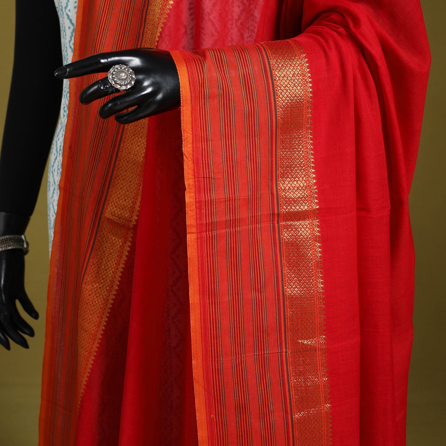 Red - dharwad cotton dupatta with zari border 09