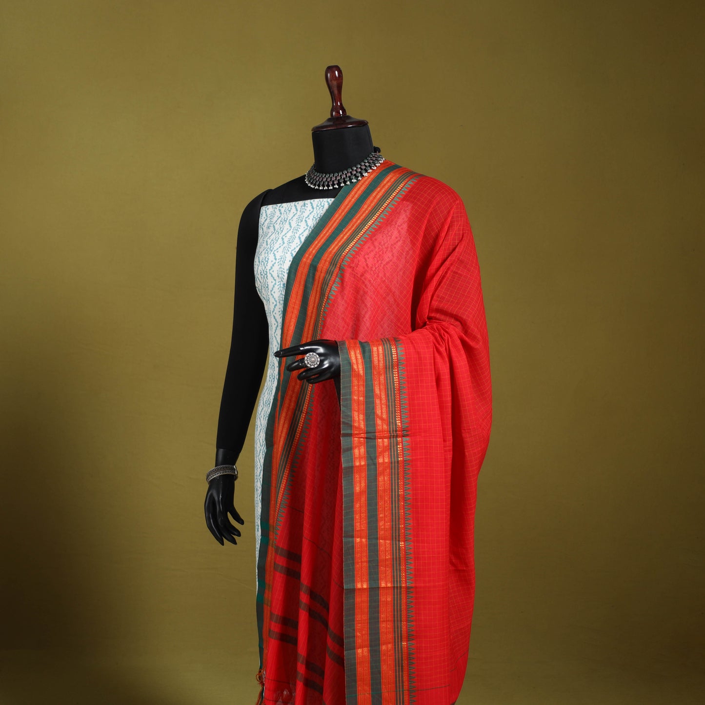 Red - dharwad cotton dupatta with zari border 16