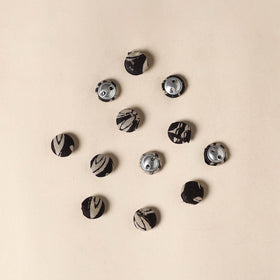  Multicolor Handmade Fabric Button Small at iTokri