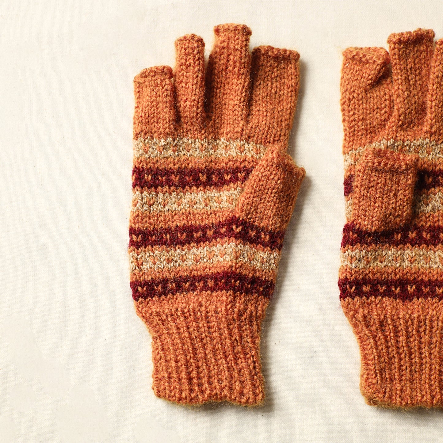 Kumaun Hand Knitted Woolen Gloves (Adult) 03