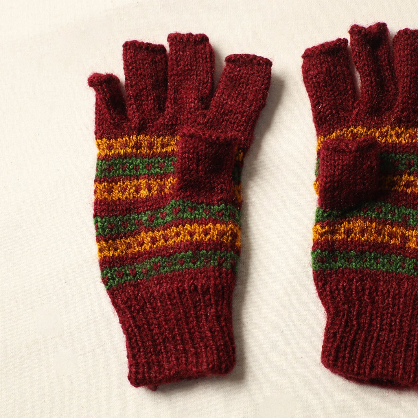 Kumaun Hand Knitted Woolen Gloves (Adult) 05