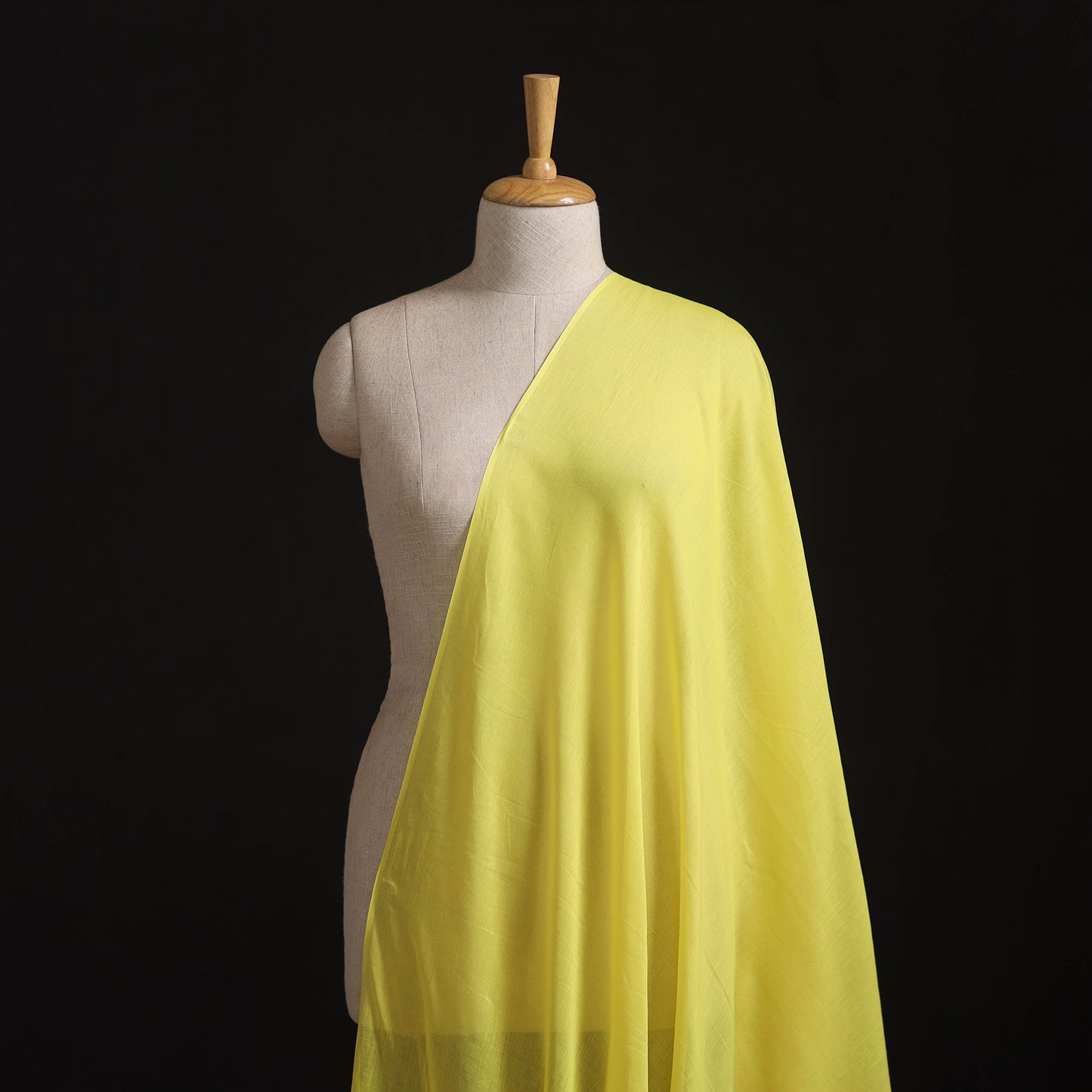 Prewashed Mul Cotton Plain Fabric 32