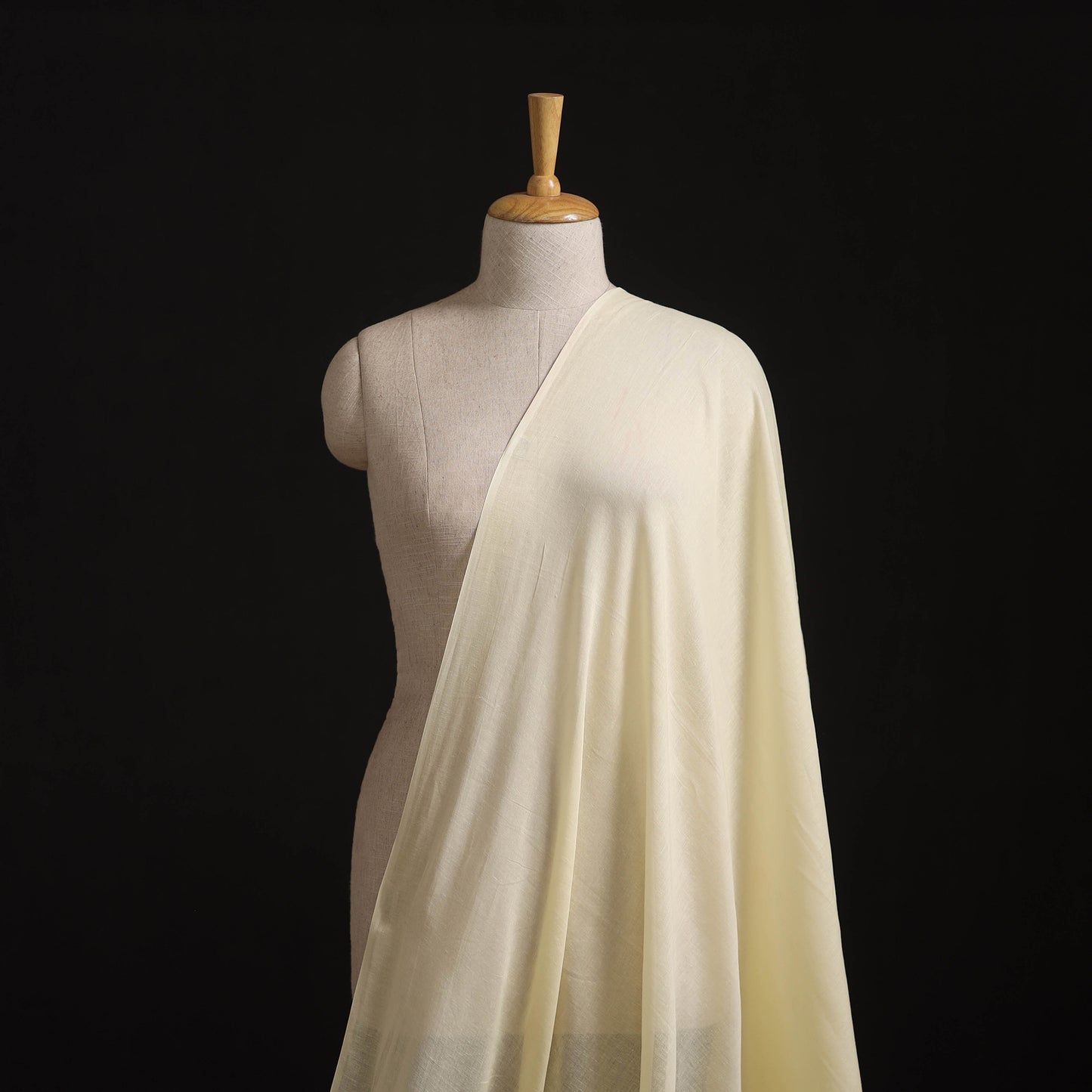 Prewashed Mul Cotton Plain Fabric 31