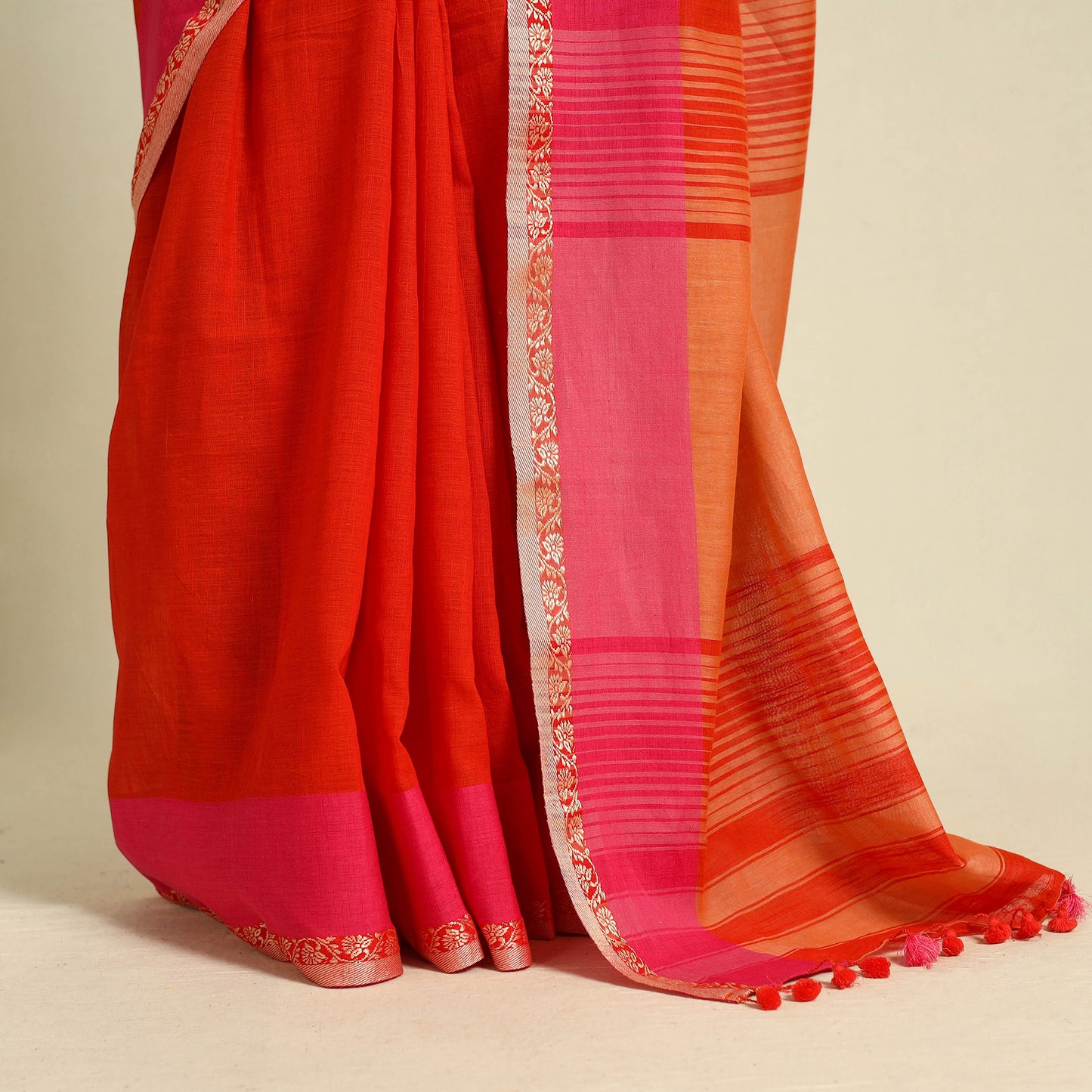 Buy Red Bengal Woven Border Handloom Cotton Saree