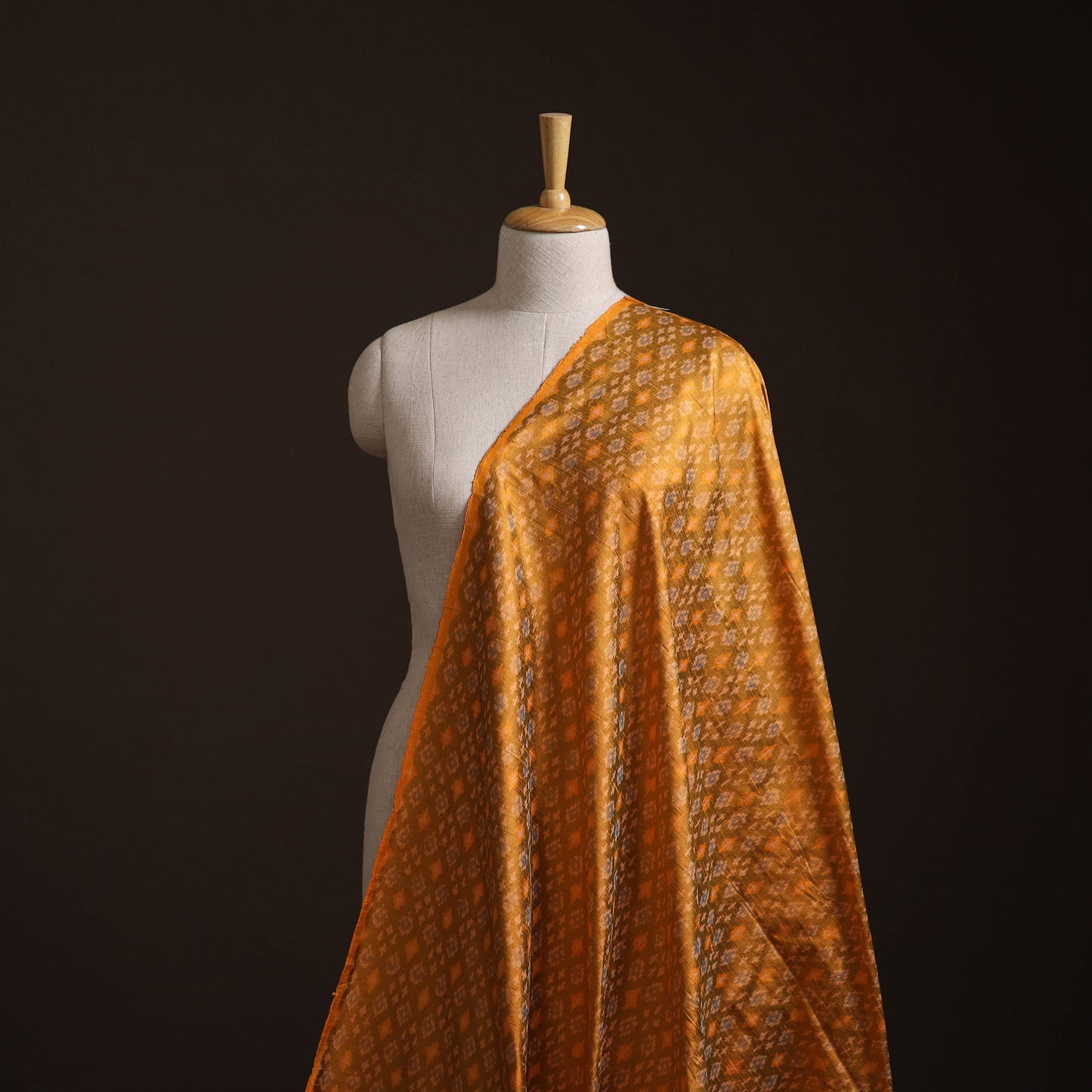 Pochampally Ikat Pure Handloom Raw Silk Fabric 03