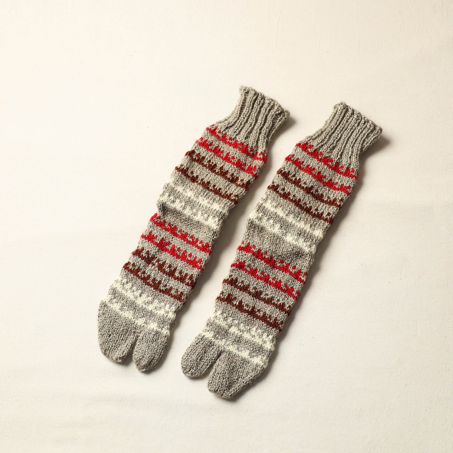 Grey - Kumaun Hand Knitted Woolen Socks (Adult) 51