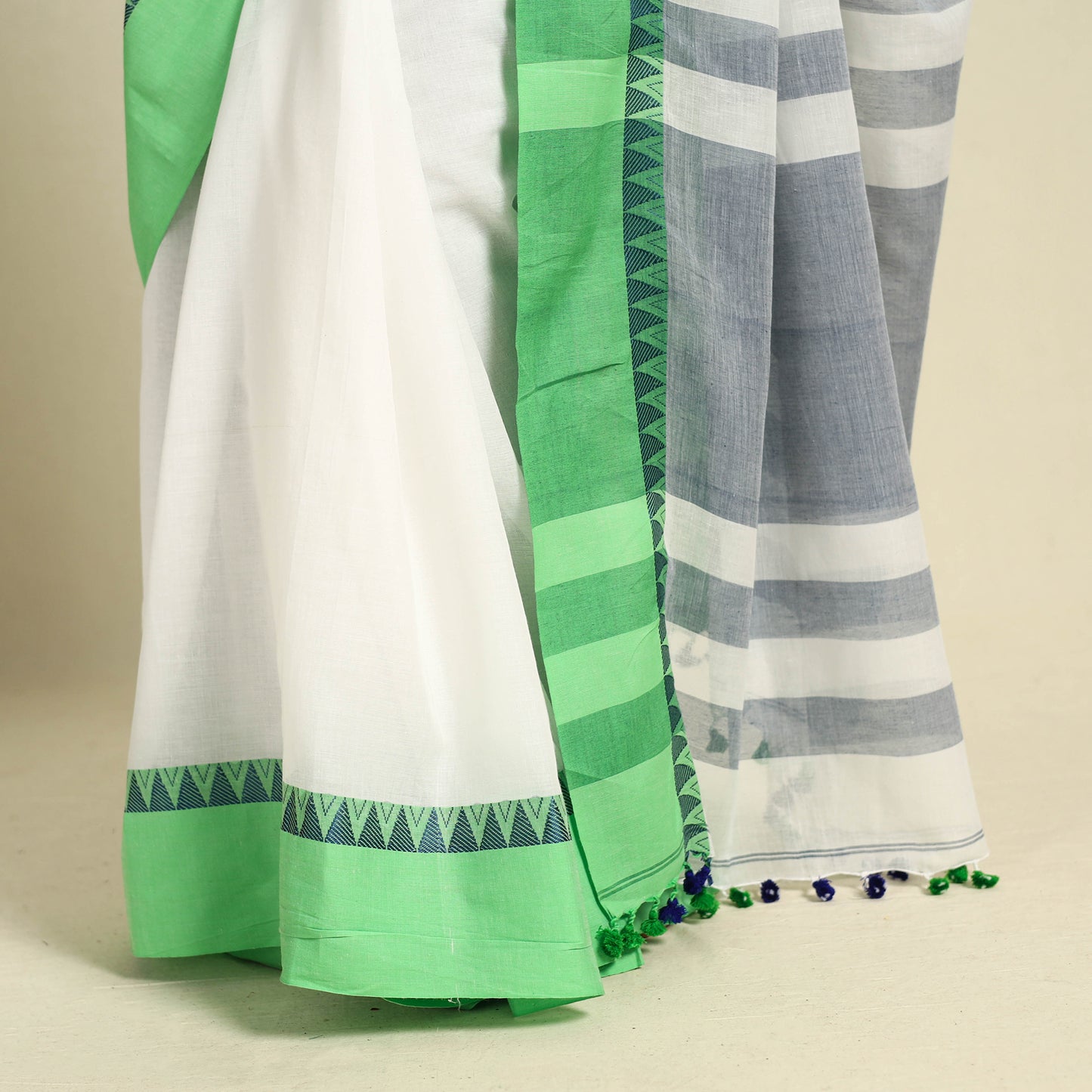 Buy White Bengal Woven Border Handloom Cotton Saree