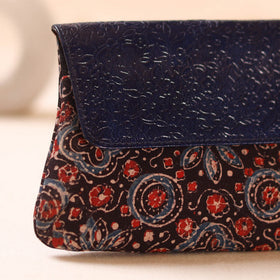 Embossed Leather Flap Hand Print Clutch  23