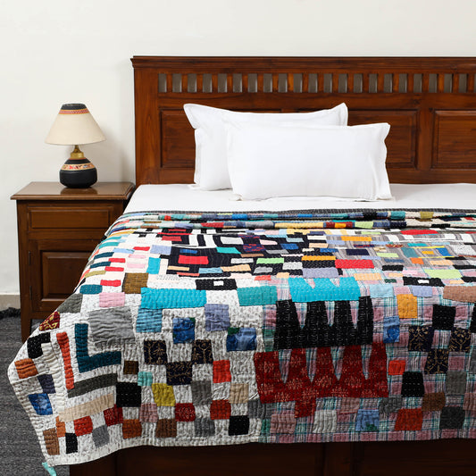 Tagai Patchwork Quilt / Gudri / Blanket (90 X 60 IN) 02