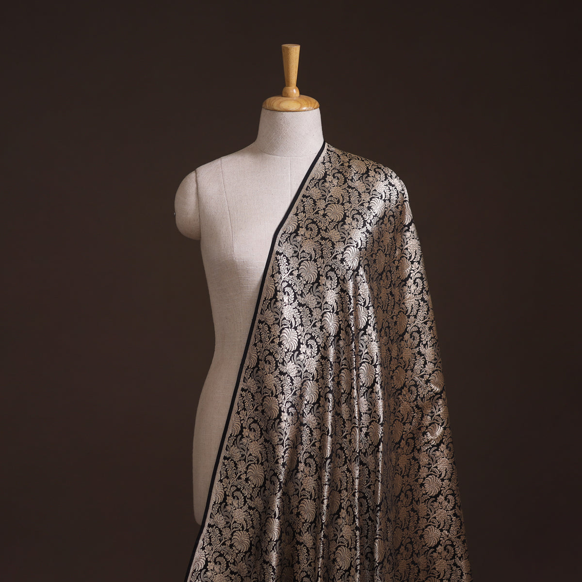 Pure Handwoven Katan Silk Meena Zari Jaal Brocade Banarasi Fabric 01