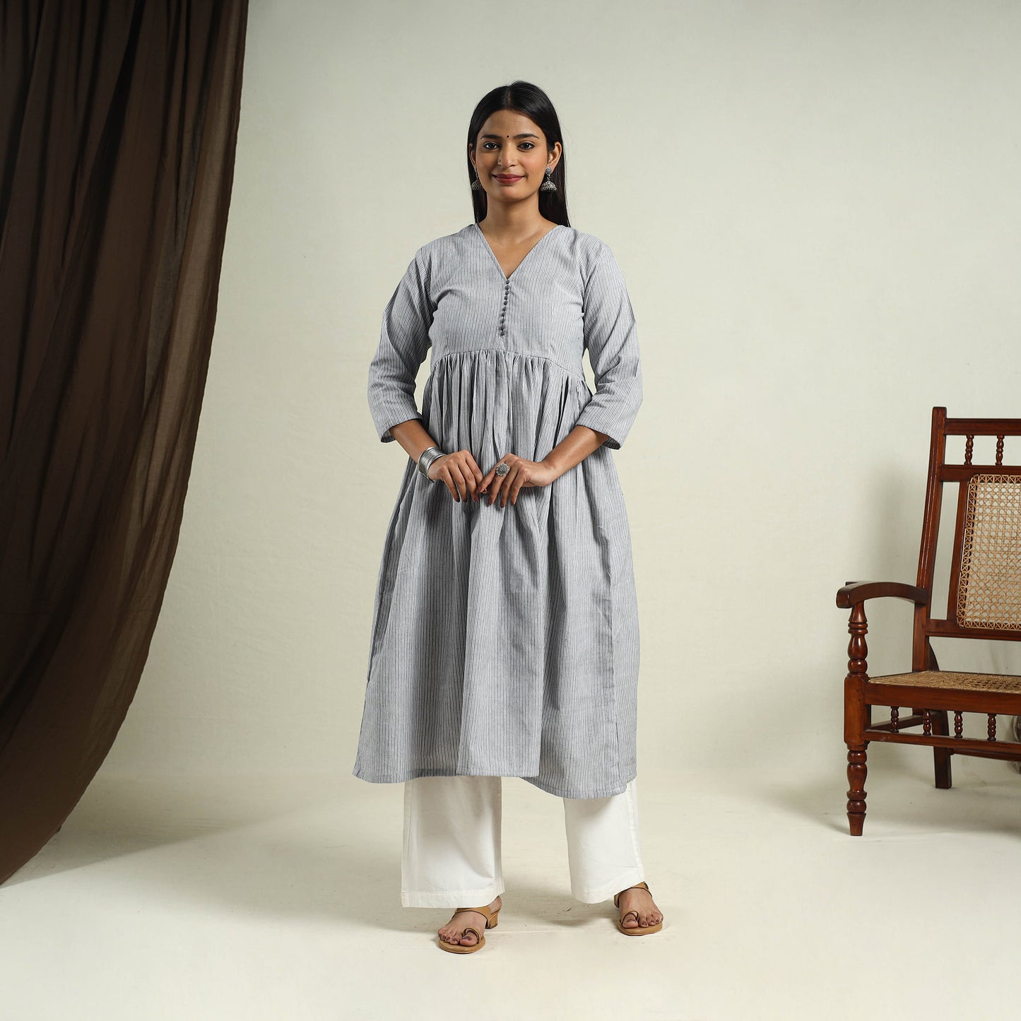 Buy Grey Jhiri Handloom Flared Cotton Kurta for Women