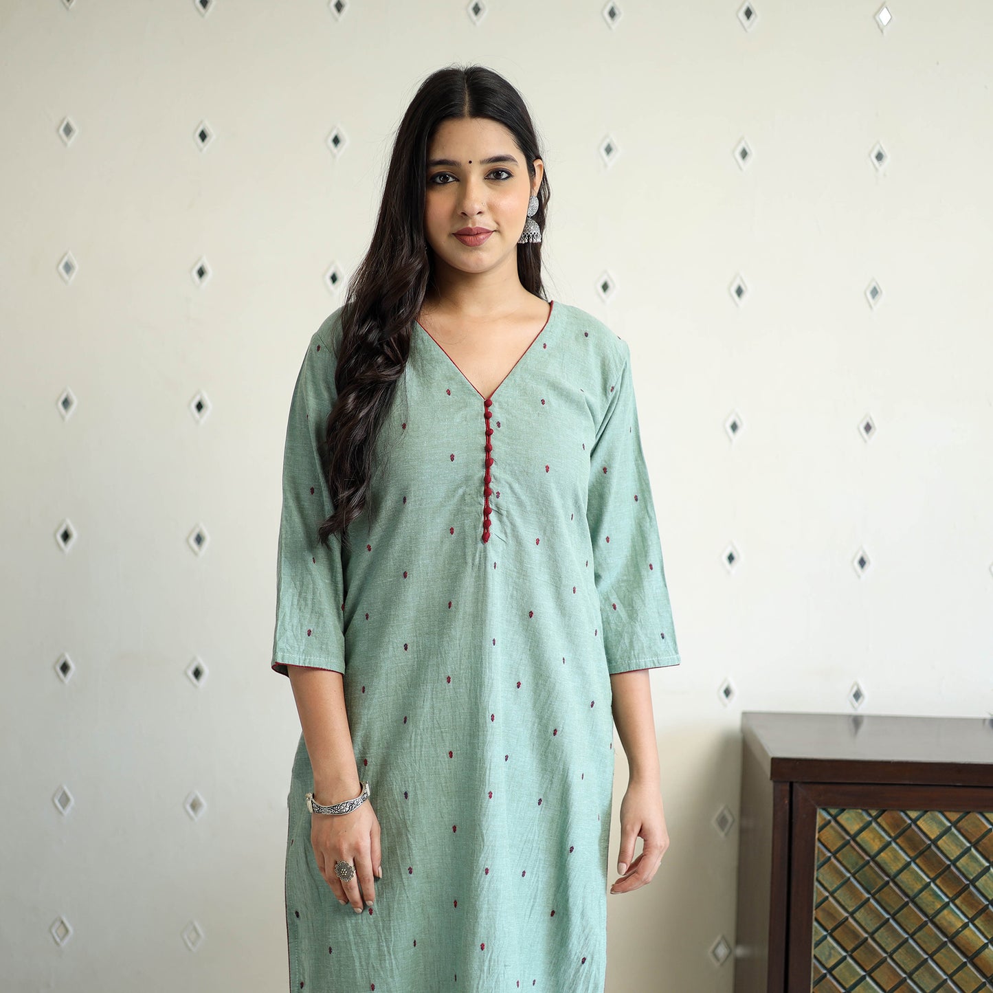 Green Straight Cotton Jacquard Kurta for Women