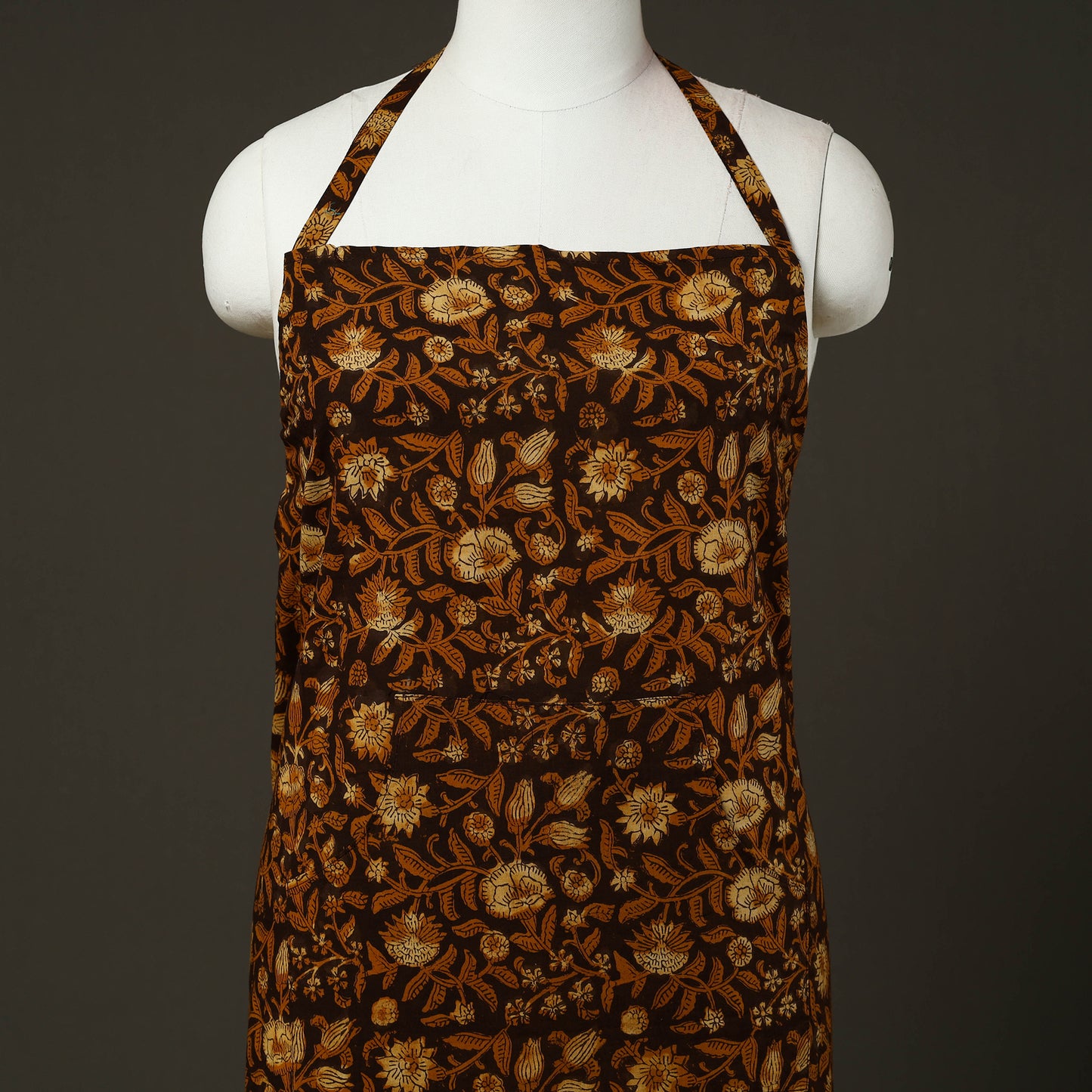 Brown - bagru cotton apron with pocket 22 - handcrafted