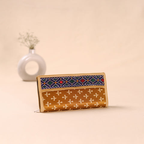 Kutch Hand Embroidery Clutch / Wallet 04