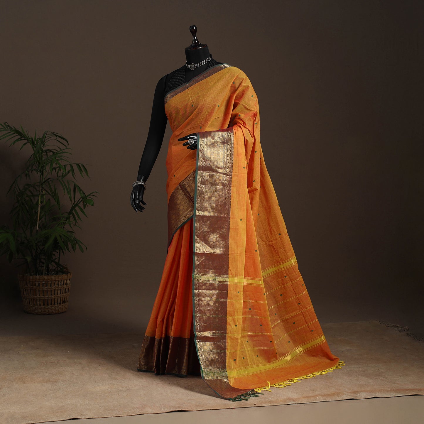 Orange - kandangi buti chettinad cotton saree with border