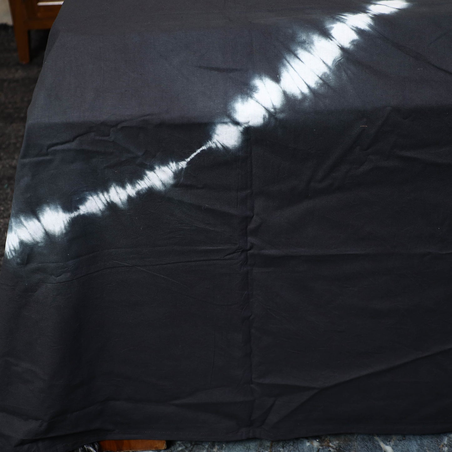 Black - Shibori Tie Dye Pure Cotton Double Bed Cover with Pillow Covers (108 x 90 in)