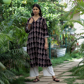 Buy Block Print Cotton A-Line Bagh Kurta Online