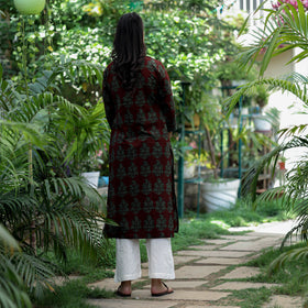 Buy  Bagh Hand Block Printed Cotton Straight Kurta Online at iTokri.com