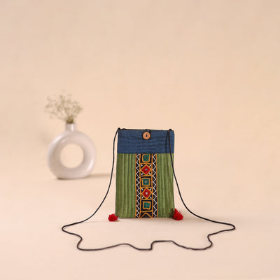 Kutch Hand Embroidery Mobile Sling Bag 23
