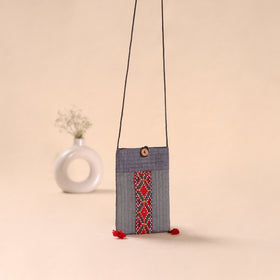 Kutch Hand Embroidery Mobile Sling Bag 27