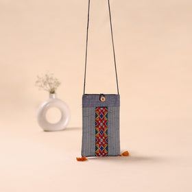 Kutch Hand Embroidery Mobile Sling Bag 31