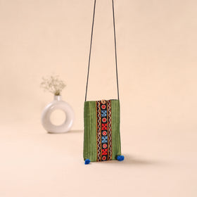 Kutch Hand Embroidery Mobile Sling Bag 32