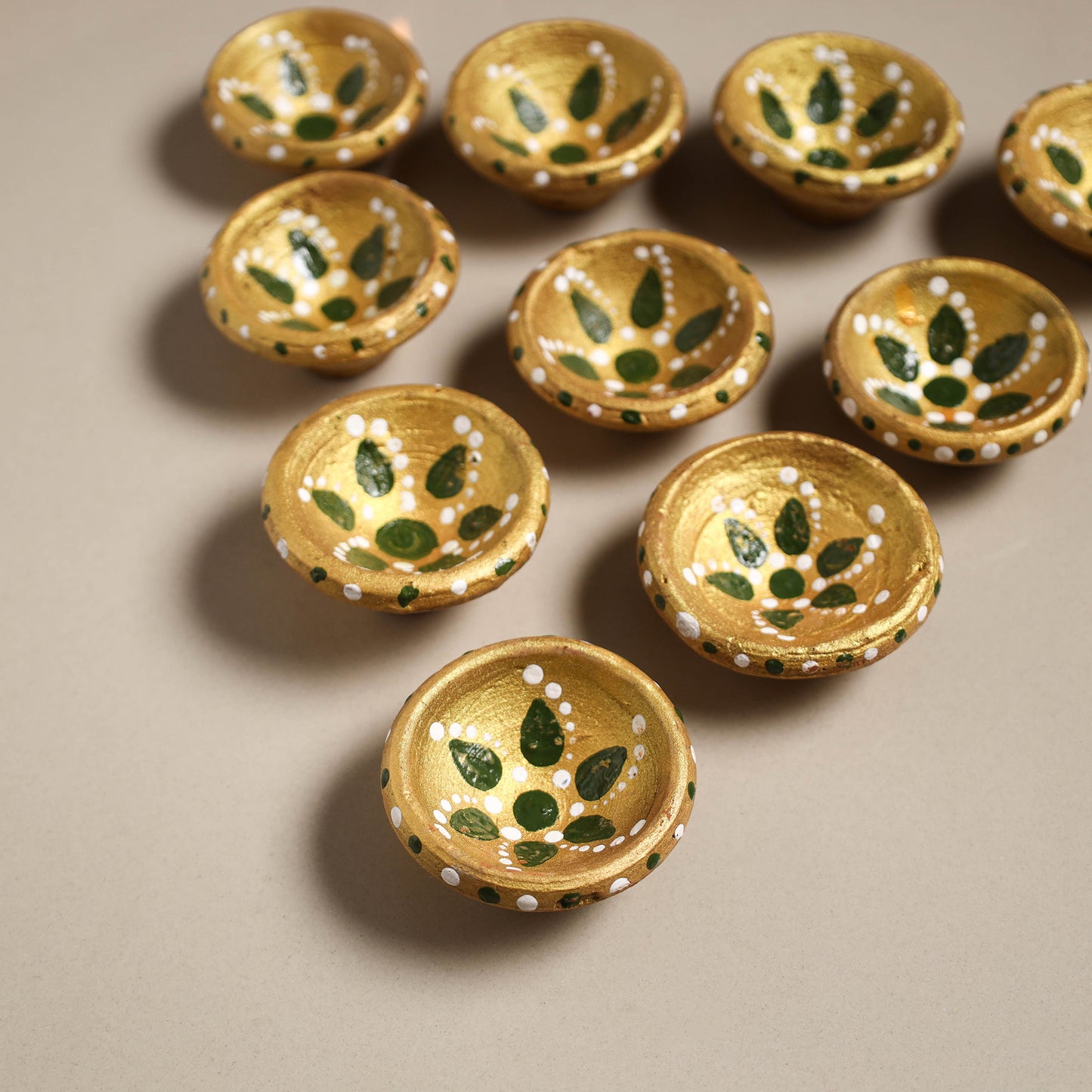 Decorative handpainted clay diya (set of 10) 05