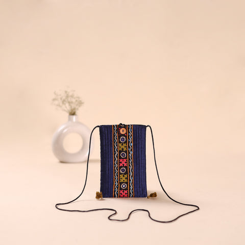 Kutch Hand Embroidery Mobile Sling Bag 33