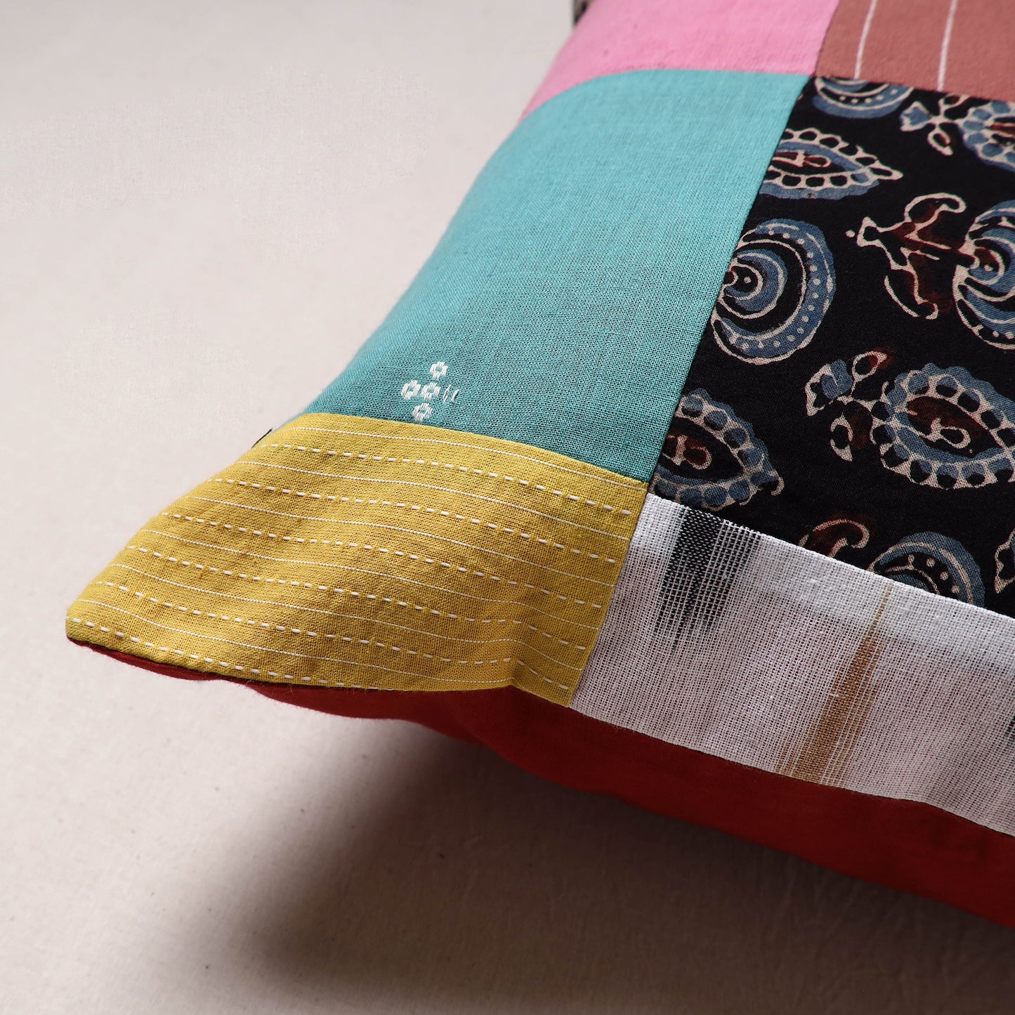 Handcrafted Patchwork Cushion Cover (16 x 16 in) 26