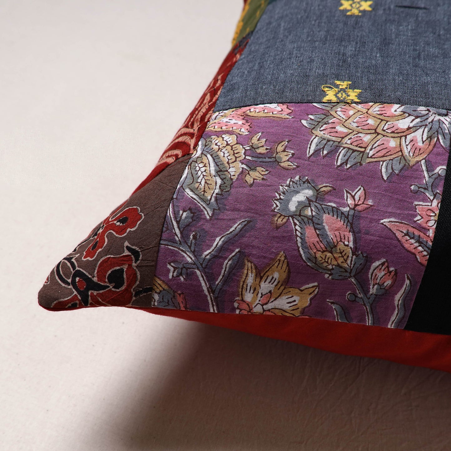 Handcrafted Patchwork Cushion Cover (16 x 16 in) 28