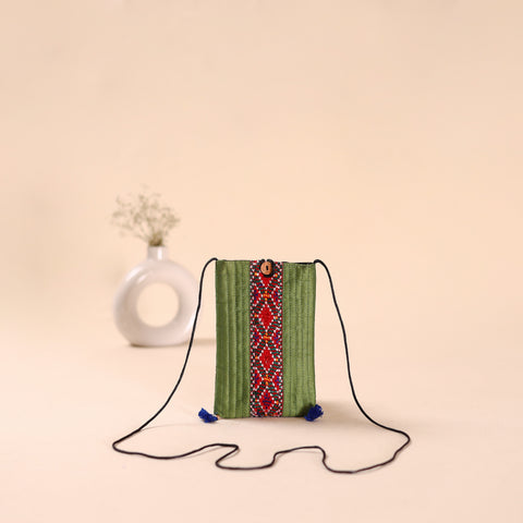 Kutch Hand Embroidery Mobile Sling Bag 41