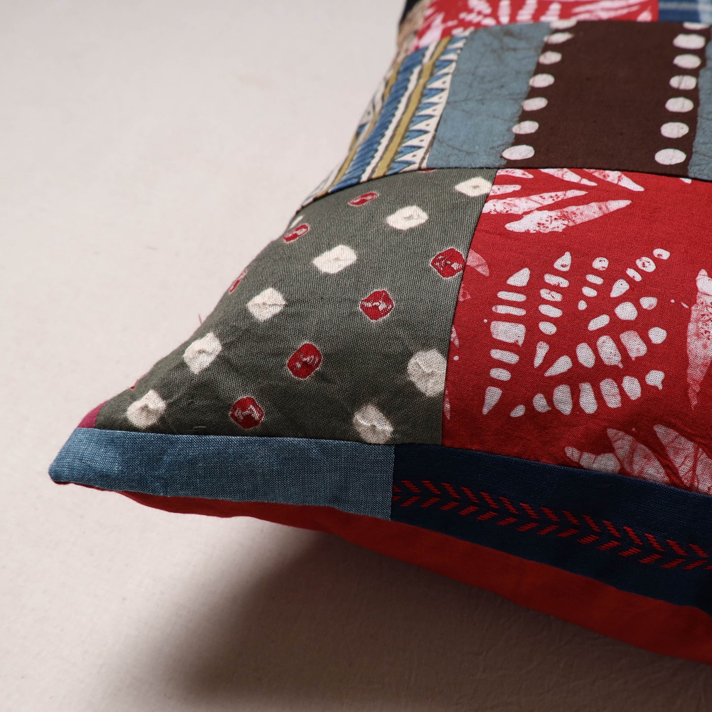 Handcrafted Patchwork Cushion Cover (16 x 16 in) 30