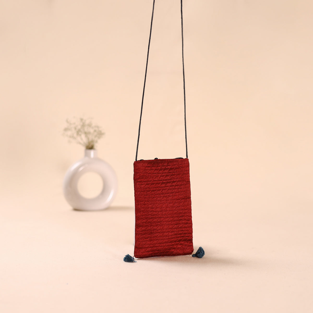 Kutch Hand Embroidery Mobile Sling Bag 43