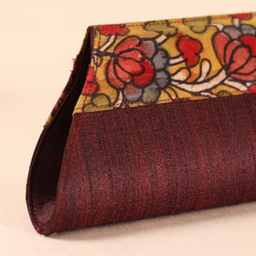 Srikalahasti Kalamkari Handpainted Clutch by Dwaraka Plus 01