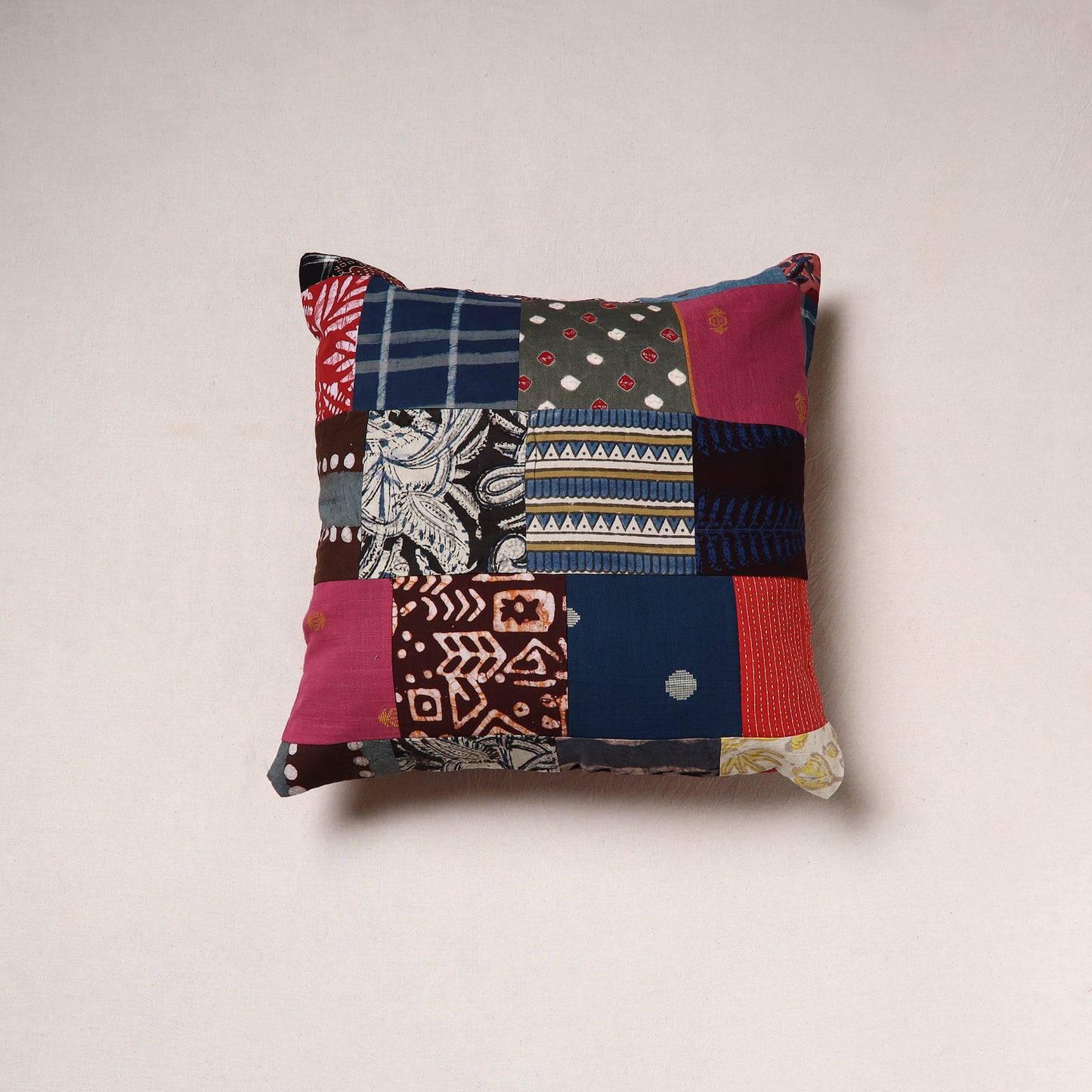 Handcrafted Patchwork Cushion Cover (16 x 16 in) 40