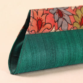 Srikalahasti Kalamkari Handpainted Clutch by Dwaraka Plus 03