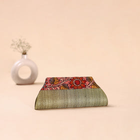 Srikalahasti Kalamkari Handpainted Clutch by Dwaraka Plus 04