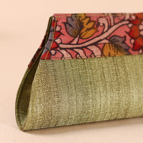 Srikalahasti Kalamkari Handpainted Clutch by Dwaraka Plus 04