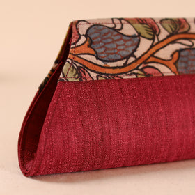 Srikalahasti Kalamkari Handpainted Clutch by Dwaraka Plus 05