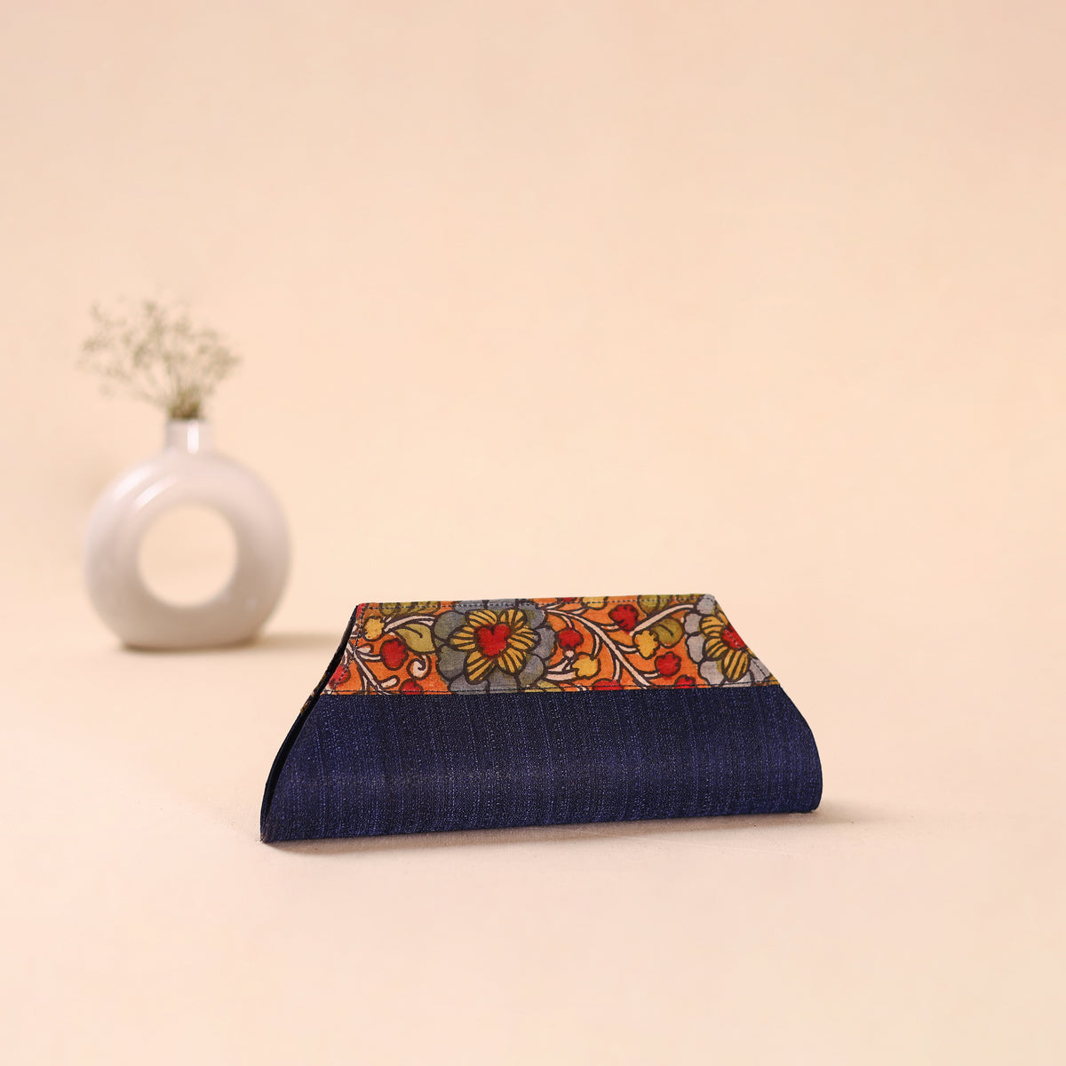 Srikalahasti Kalamkari Handpainted Clutch by Dwaraka Plus 09