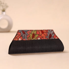 Srikalahasti Kalamkari Handpainted Clutch by Dwaraka Plus 11