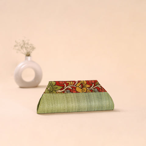 Srikalahasti Kalamkari Handpainted Clutch by Dwaraka Plus 19